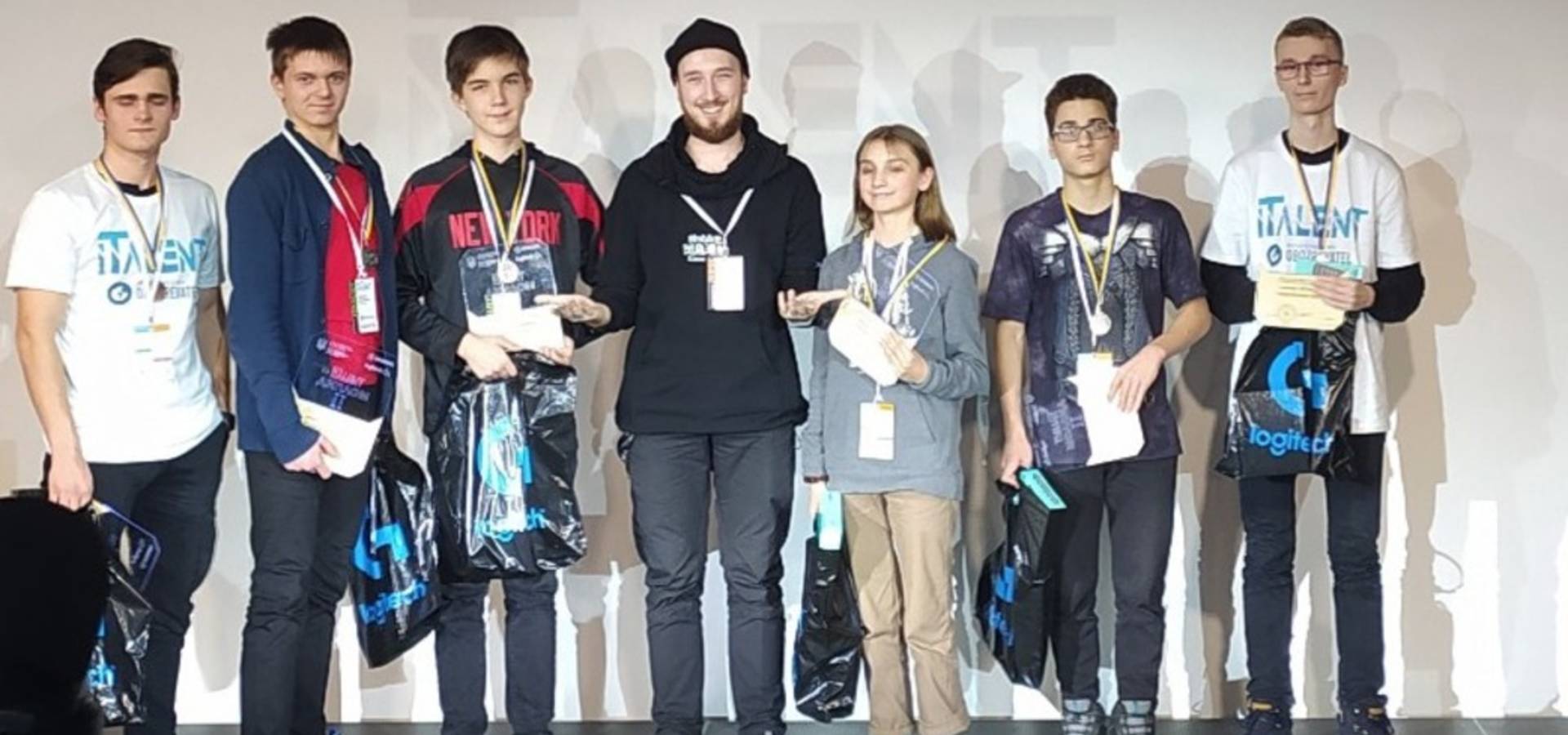 У Всеукраїнському конкурсі з ІТ-проектів та кіберспорту перемогли учні з Вінниччини 
