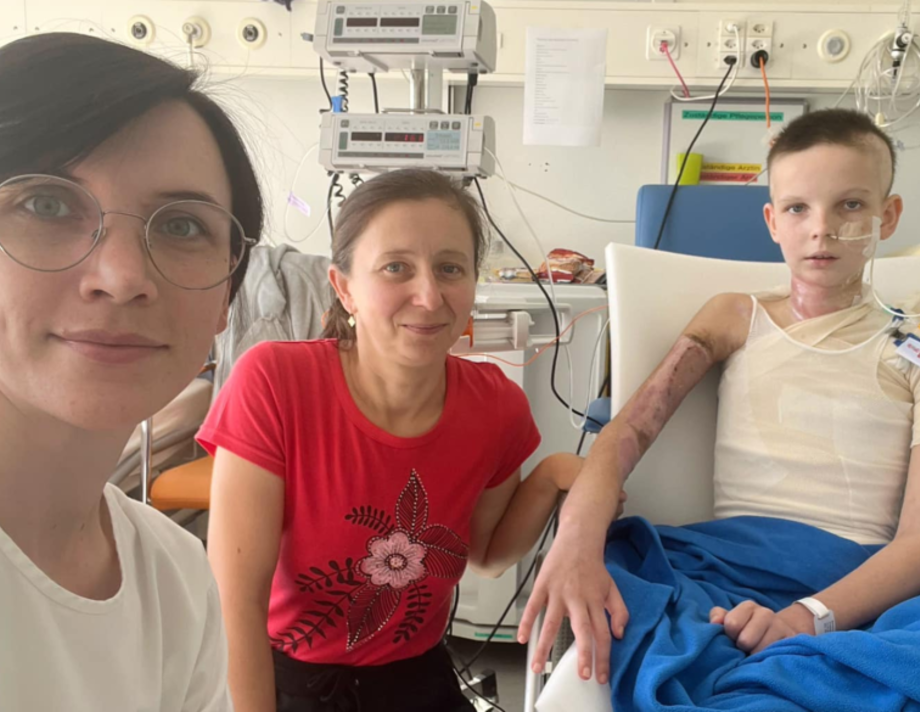 Дівчинку з Хмільника рятували опікові хірурги одразу двох країн — України та Швейцарії