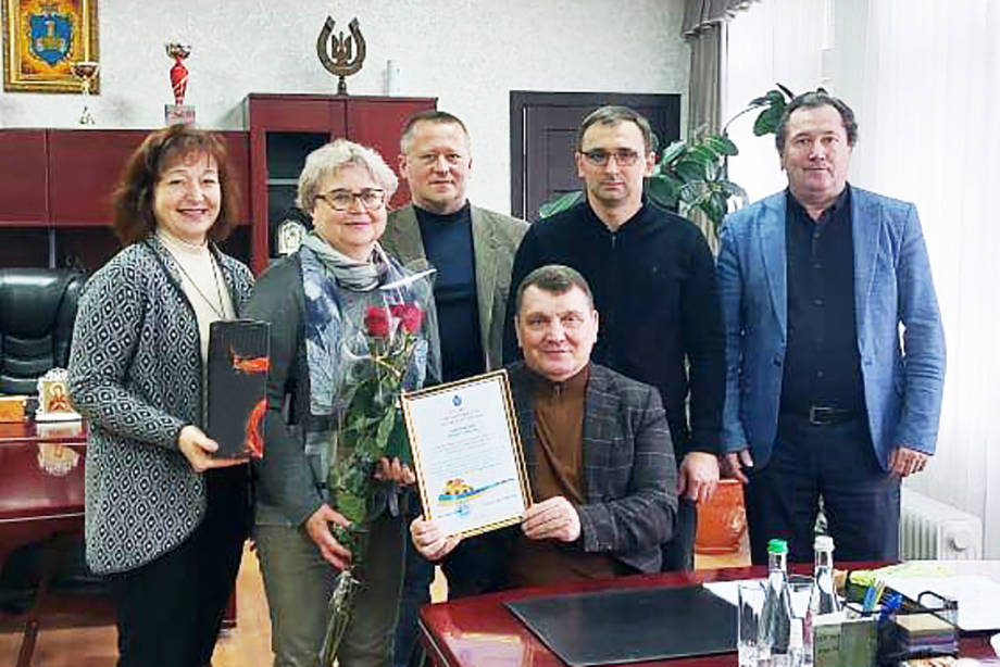 Директорку Хмільницького терцентру соціального обслуговування провели на заслужений відпочинок