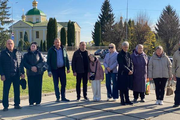 Photo 2025 11 01 19 36 59