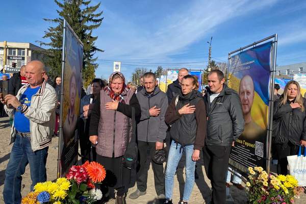 Photo 2025 11 01 19 37 14