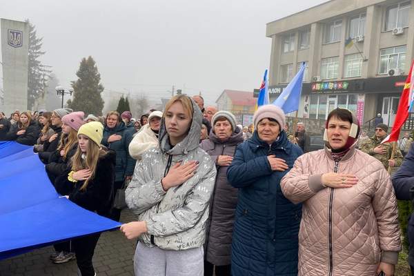 Photo 2025 11 21 12 48 21