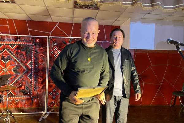 Photo 2025 12 05 18 37 45