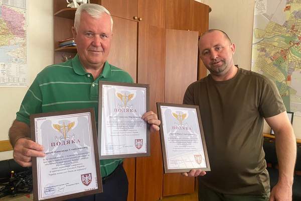 Photo 2025 12 14 22 04 37 %282%29