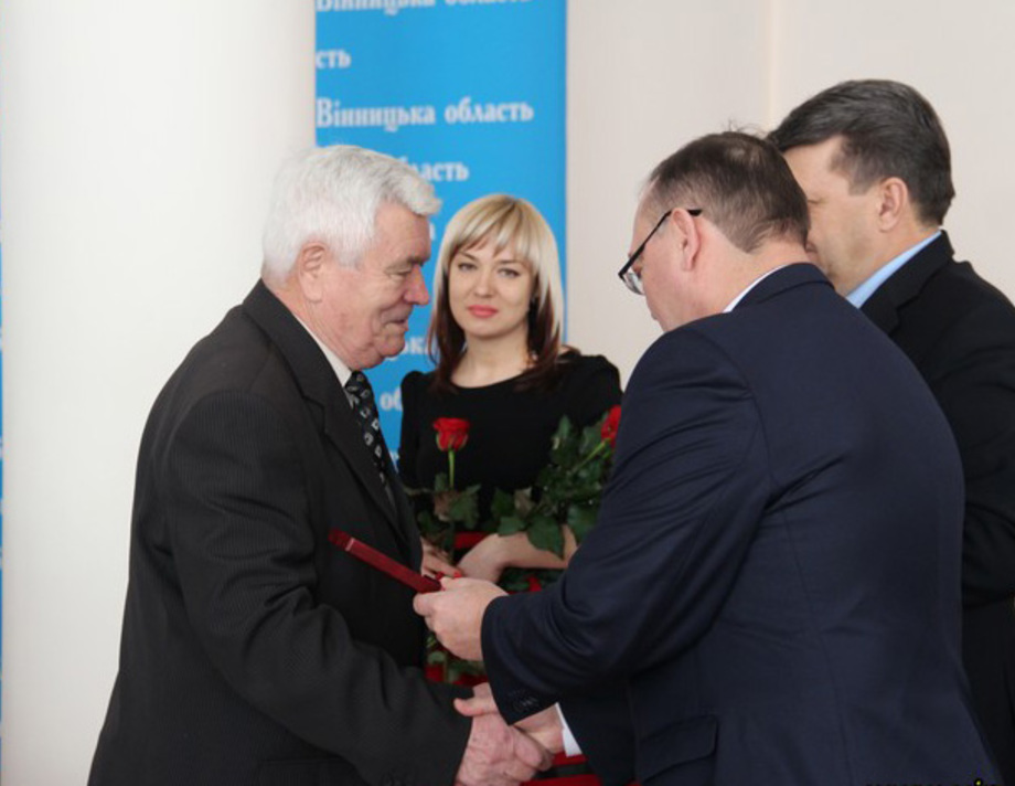 Відзнаки та нагороди кращим представникам Вінниччини