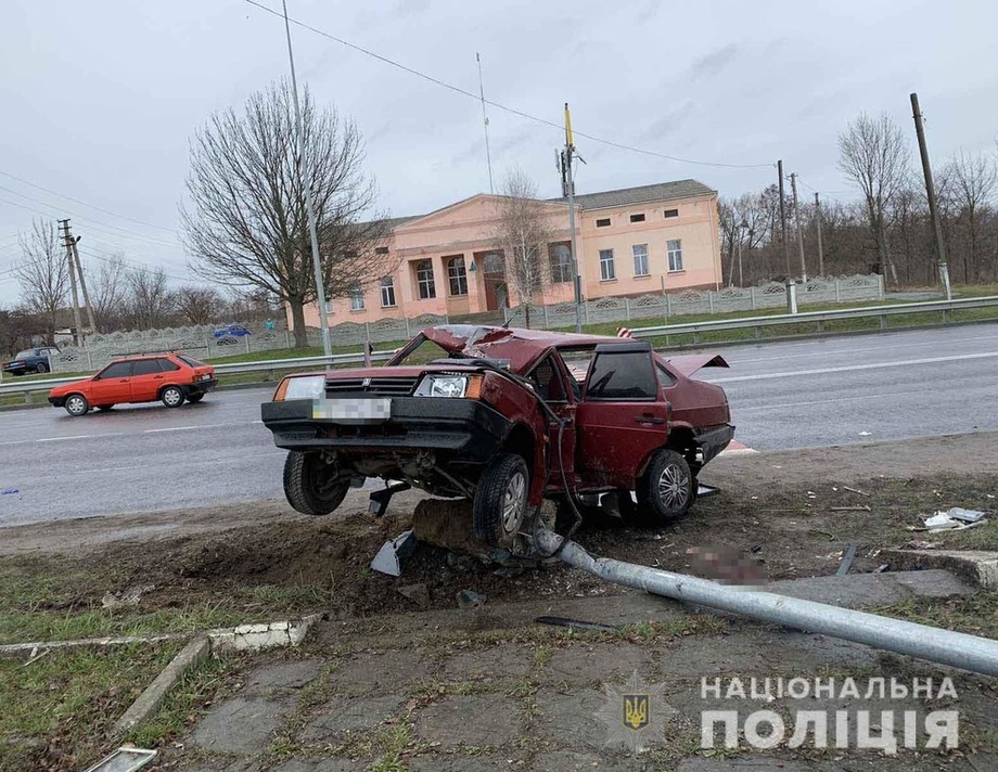 Водій з Хмільника потрапив в ДТП у Ксаверівці