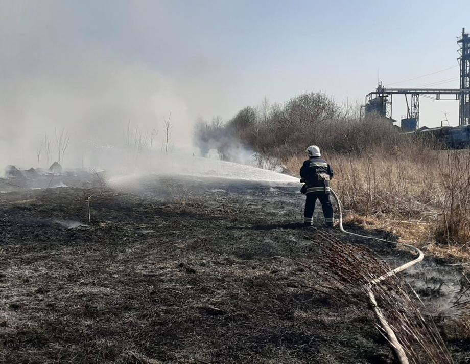 Пожеж у Хмільнику та районі на Вінниччині більшає