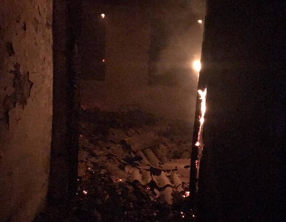 Загорівся будинок вночі у Рогинцях на Вінниччині