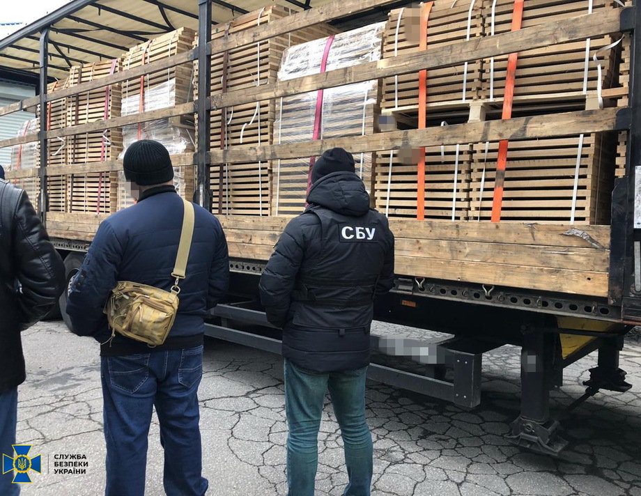 На Вінниччині СБУ викрила схему контрабандного  вивезення деревини за кордон