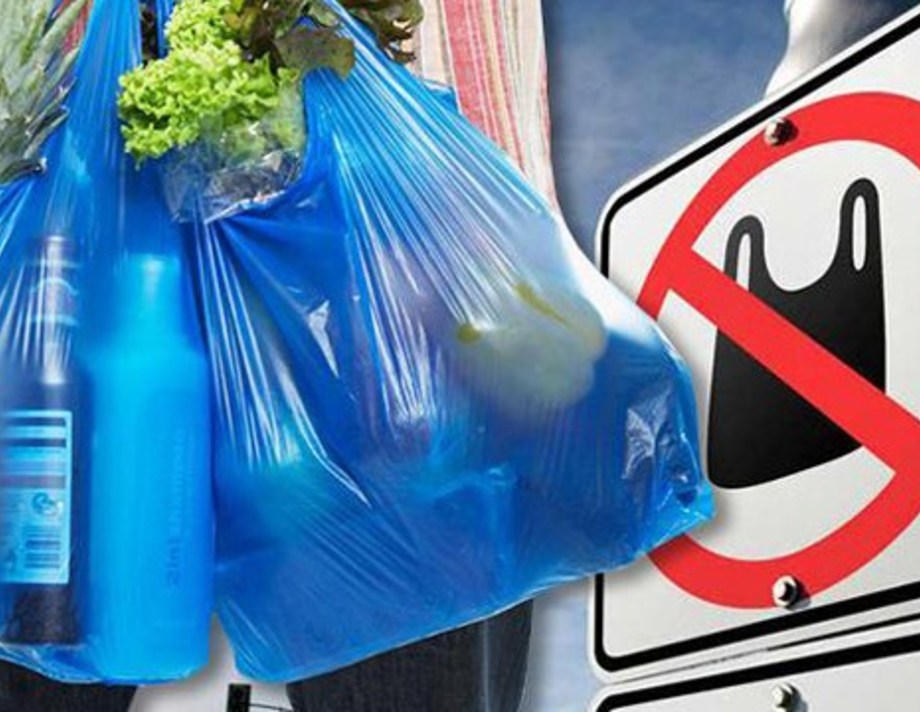 Рада обмежила обіг пластикових пакетів в Україні