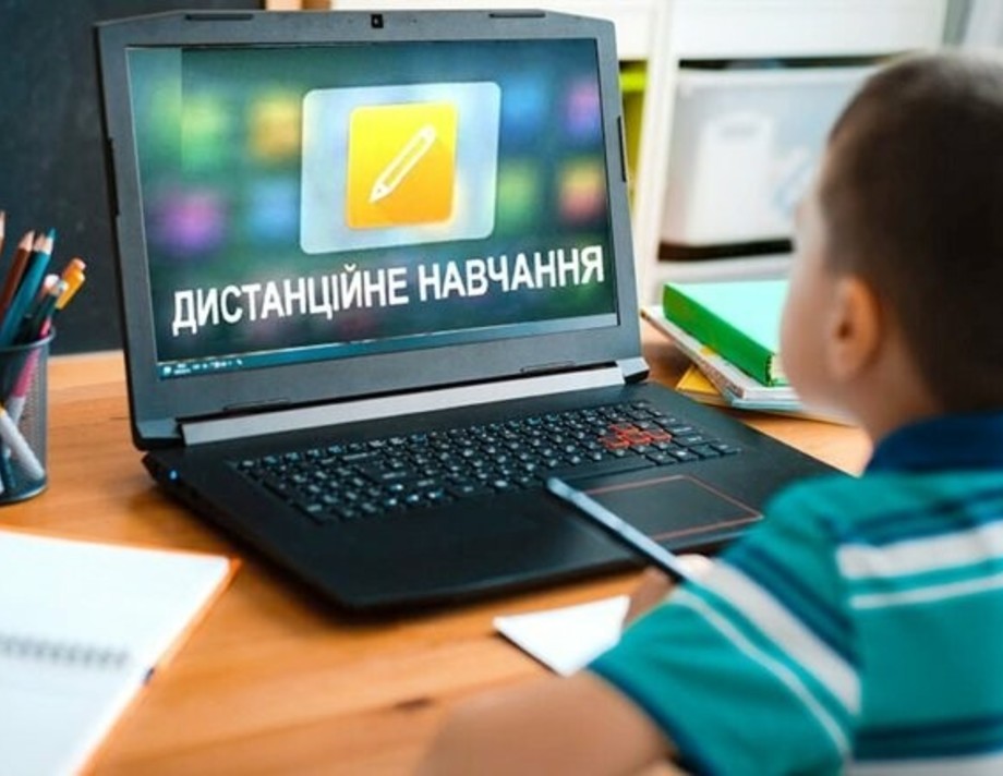 Учнів однієї зі шкіл Уланівської громади відправили навчатися дистанційно