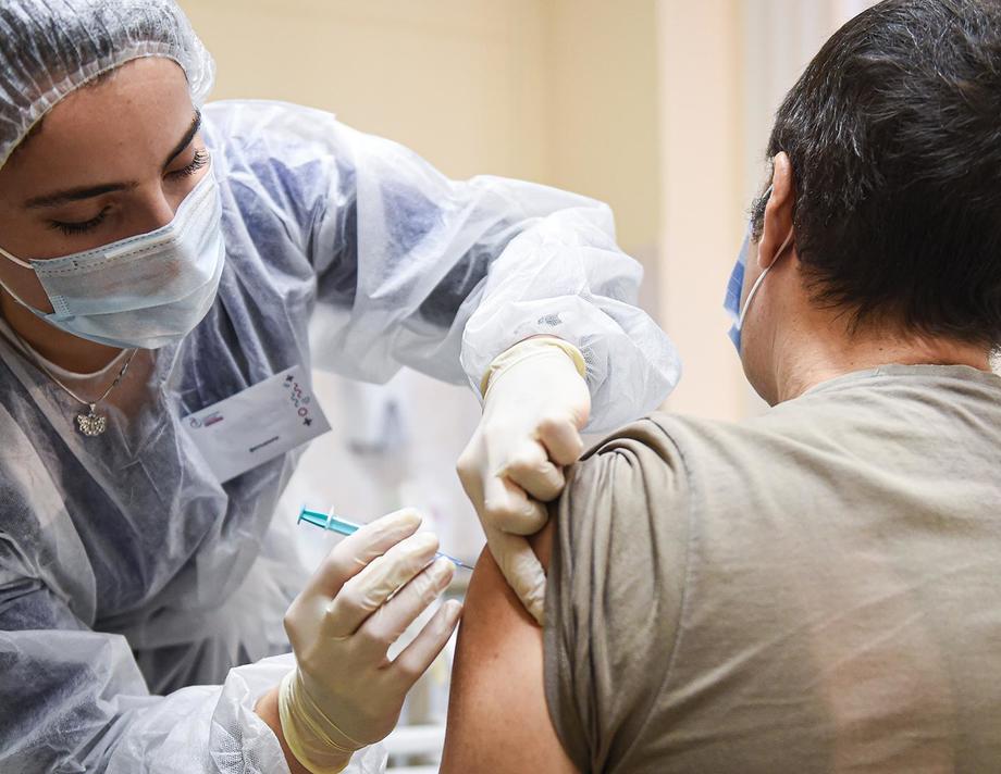 У Хмільнику вакциновано більше 10 тисяч людей	