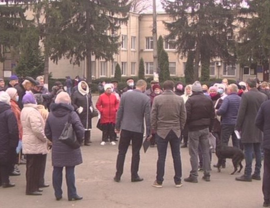 На Вінниччині люди протестували проти підняття тарифів на тепло(відео)