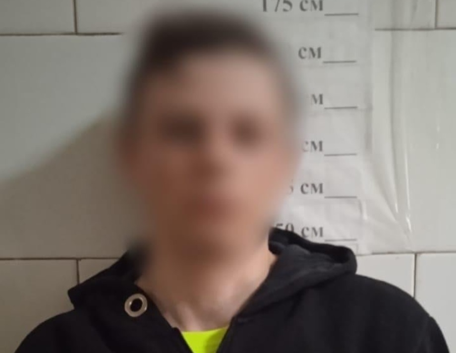 19-річний хлопець розповсюджував наркотики у Хмільницькому районі