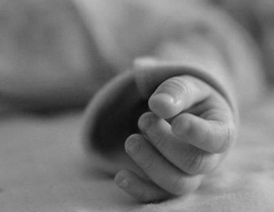 Хмільницький суд визнав винуватою жінку, через халатність якої в 2018 році померло немовля