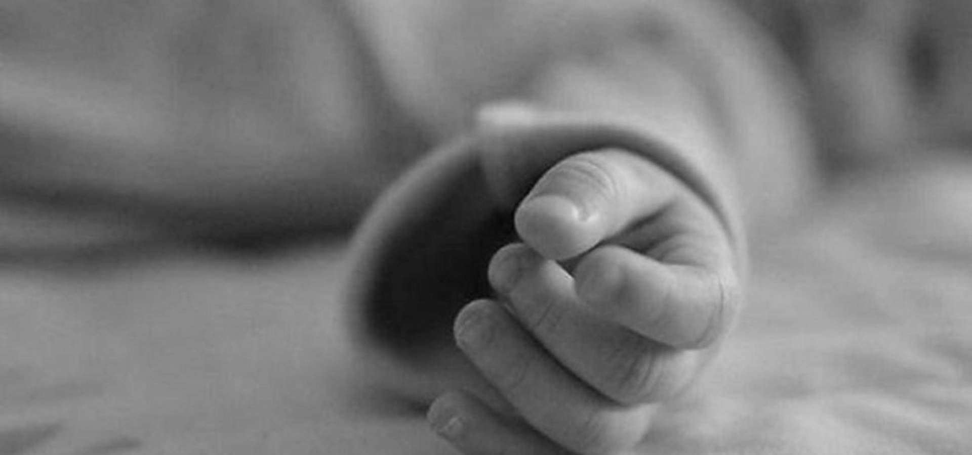 Хмільницький суд визнав винуватою жінку, через халатність якої в 2018 році померло немовля