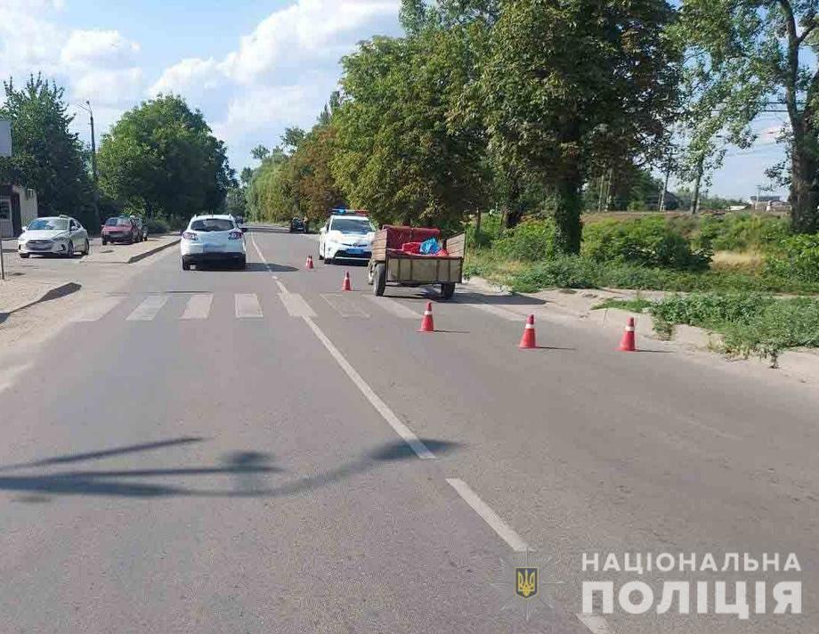 У Хмільницькому районі водій мотоблока збив вагітну жінку з дитиною