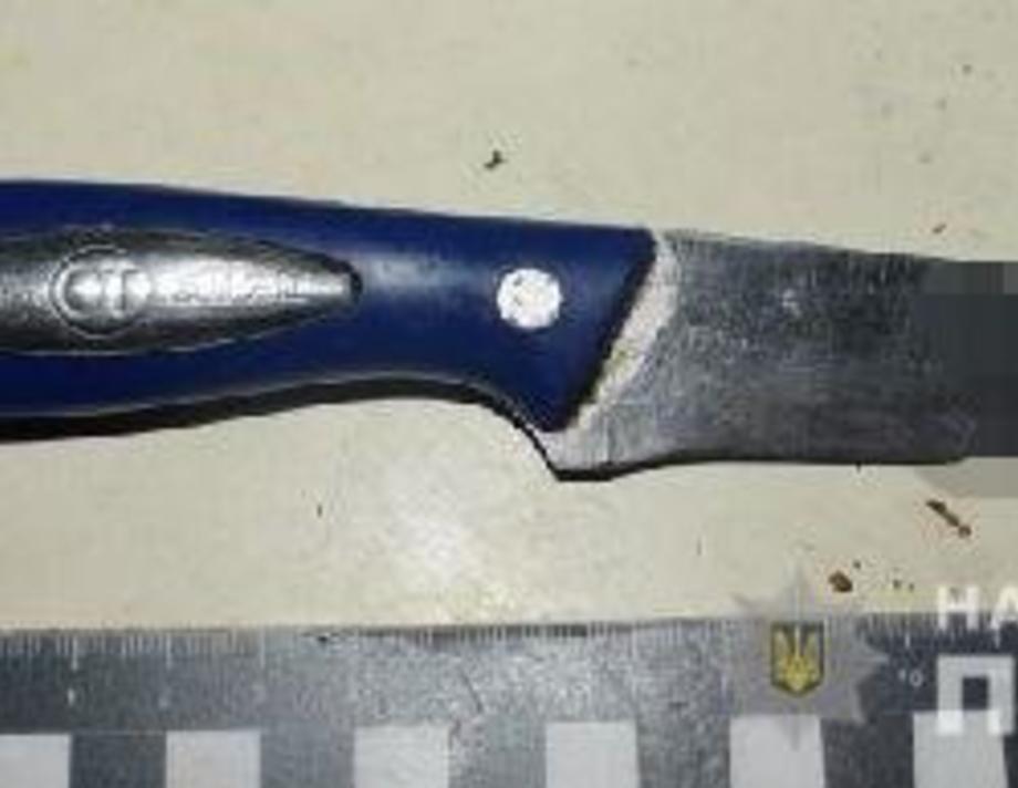Вдарив ножем у живіт: у Вінниці поліція затримала нетверезого 60-річного зловмисника