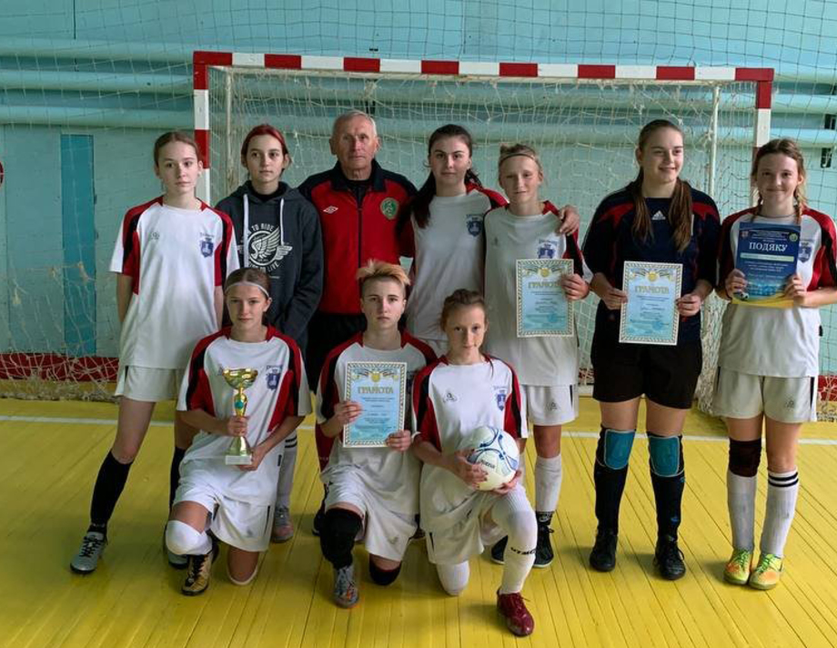 Футзалістки Хмільника виграли домашній турнір на підтримку ЗСУ