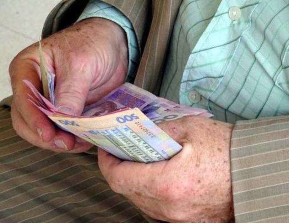 В Україні зростуть пенсії та прожитковий мінімум