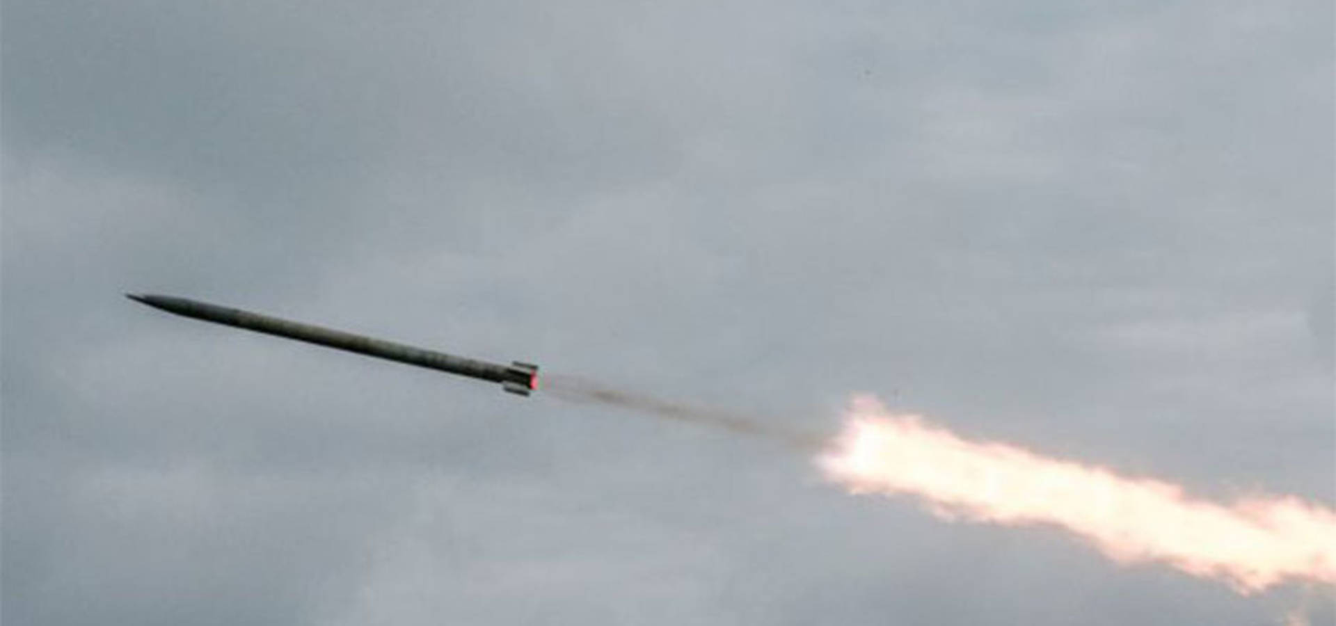 Сьогоднішню ракетну атаку називають наймасштабнішою: ППО працювала в Україні та росії