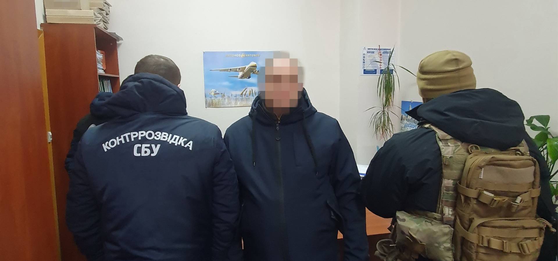 Працівники СБУ Вінницької області затримали співробітника Укроборонпрому, який працював на російську воєнну розвідку