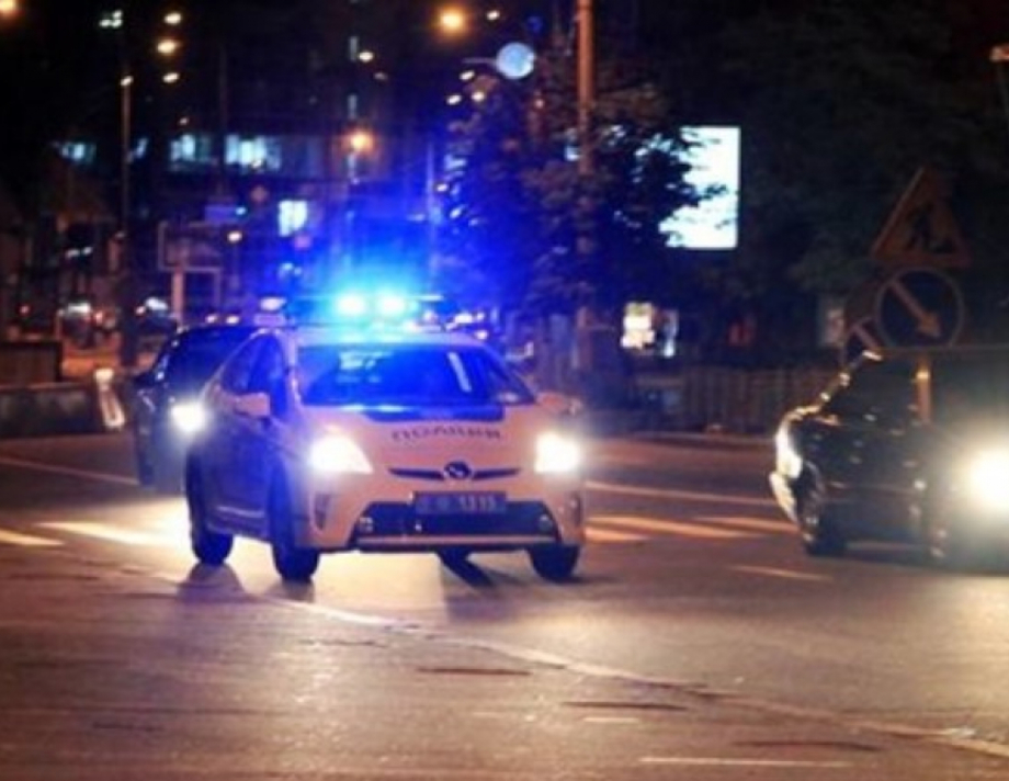 У Хмільнику п'яний водій влаштував погоню від поліцейських, а коли його зловили пропонував копам хабар (відео)