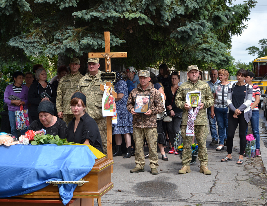 У Хмільнику попрощалися з захисником України Олегом Тимченком, який загинув смертю хоробрих на Донеччині