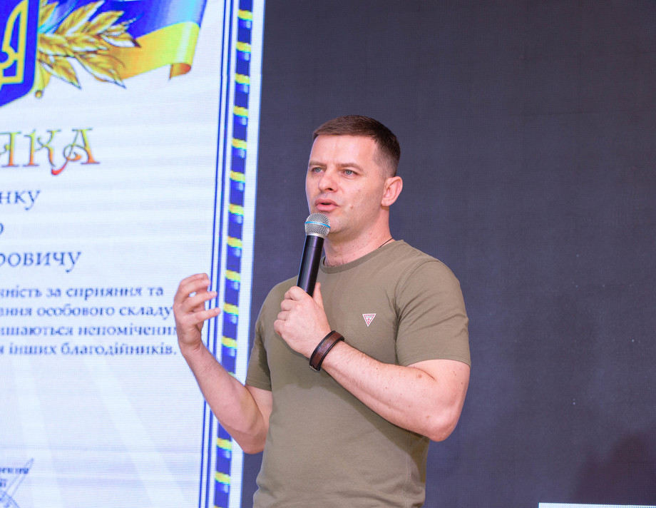 Благодійний Фонд Миколи Філонова передав морпіхам і батальйону "Свобода" дрони, приціли і Bandera Power