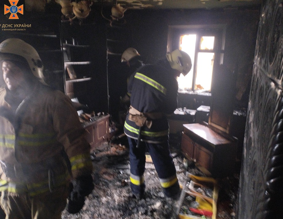На Вінниччині у перший день нового року в пожежі власного будинку загинула людина