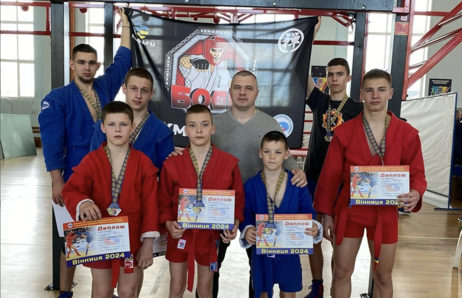 Хмільницькі спортсмени здобули перемогу на Чемпіонаті області з бойового самбо