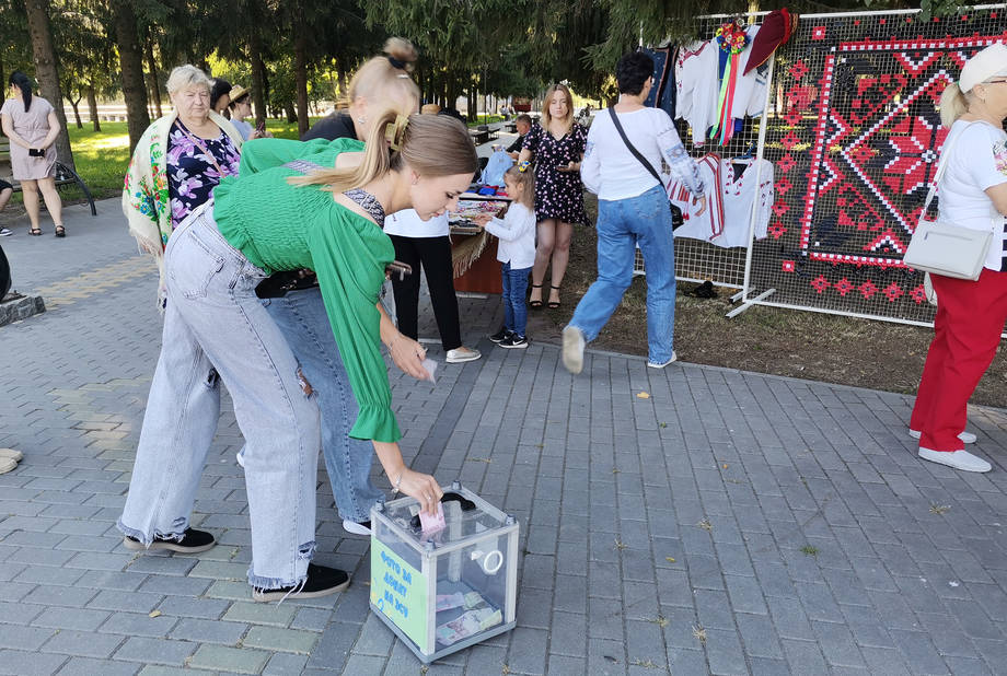 У Хмільнику відбулась фотосесія за донат «Сучасні українці»