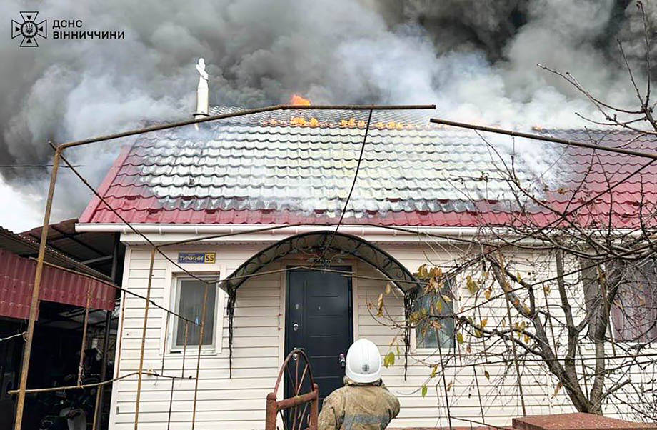 Сьогодні в Хмільнику трапилася пожежа: горів будинок