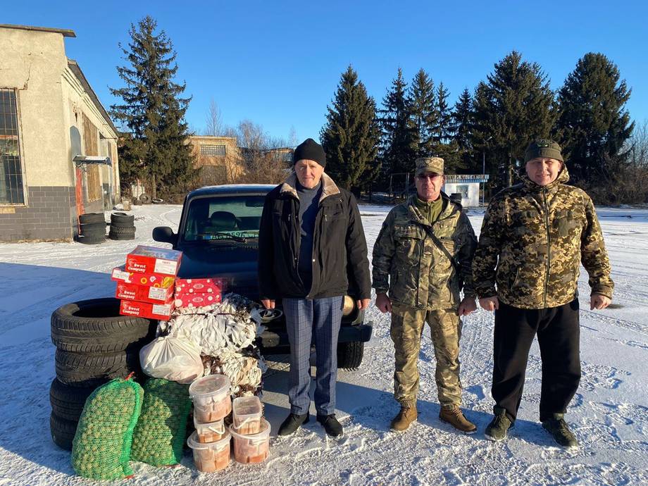 Хмільничани продовжують допомагати українській армії