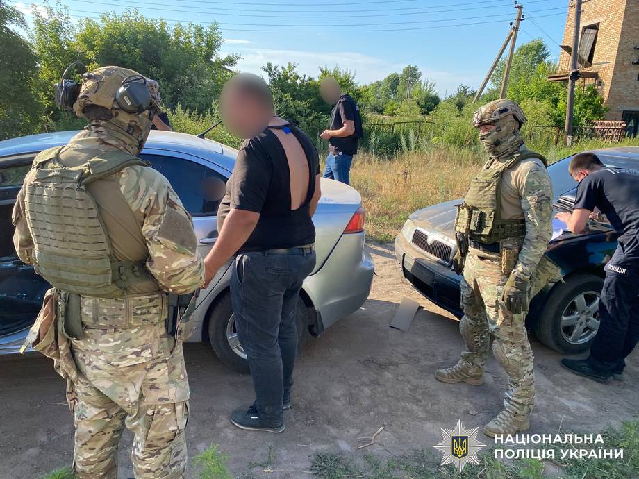 В Хмільницькому районі викрили адвоката і посадовців сільської ради, які займалися земельним шахрайством