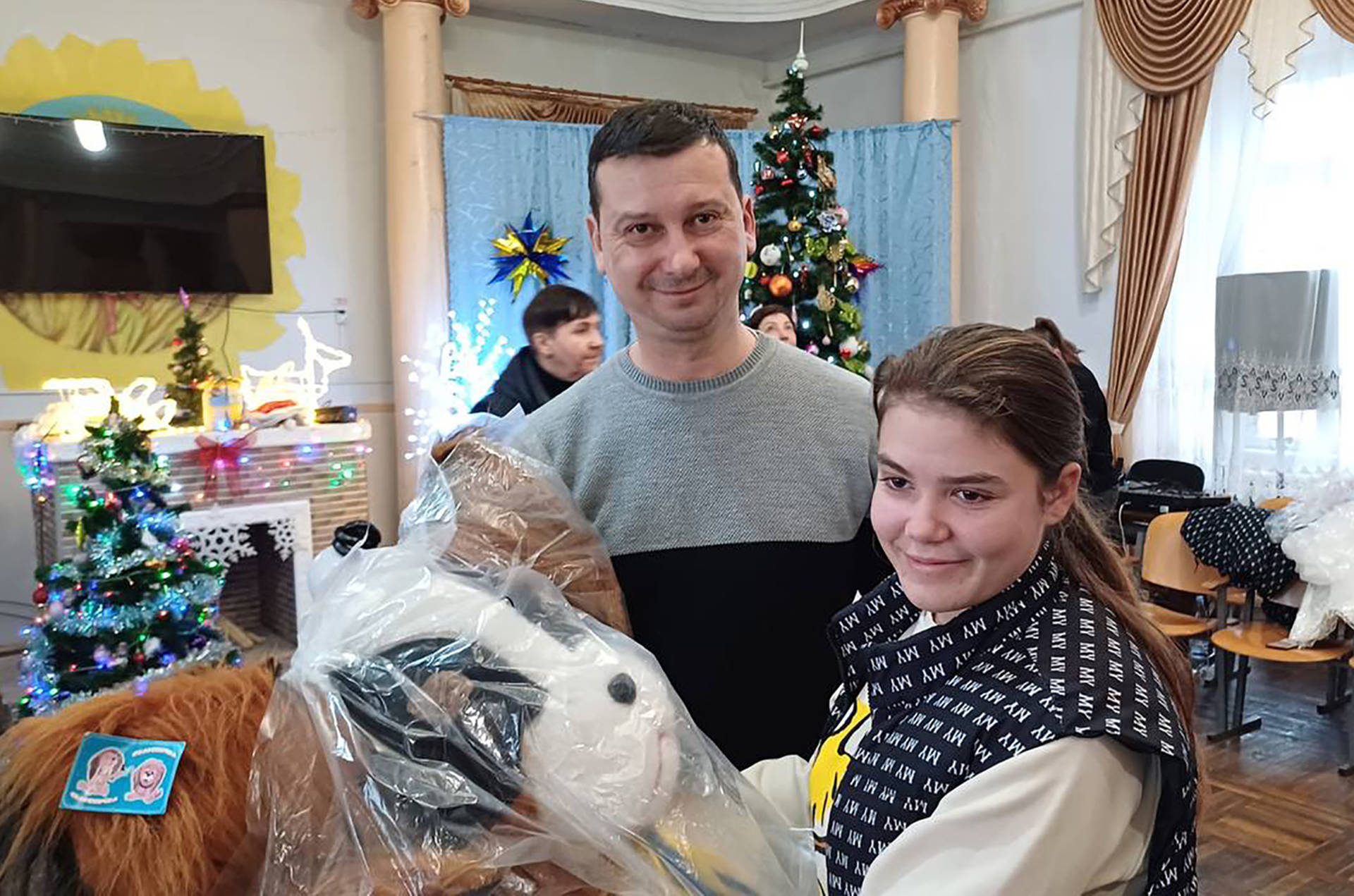 В Хмільницькому районі ГО "Захист держави" організувала благодійну акцію "Подаруй дитині посмішку"