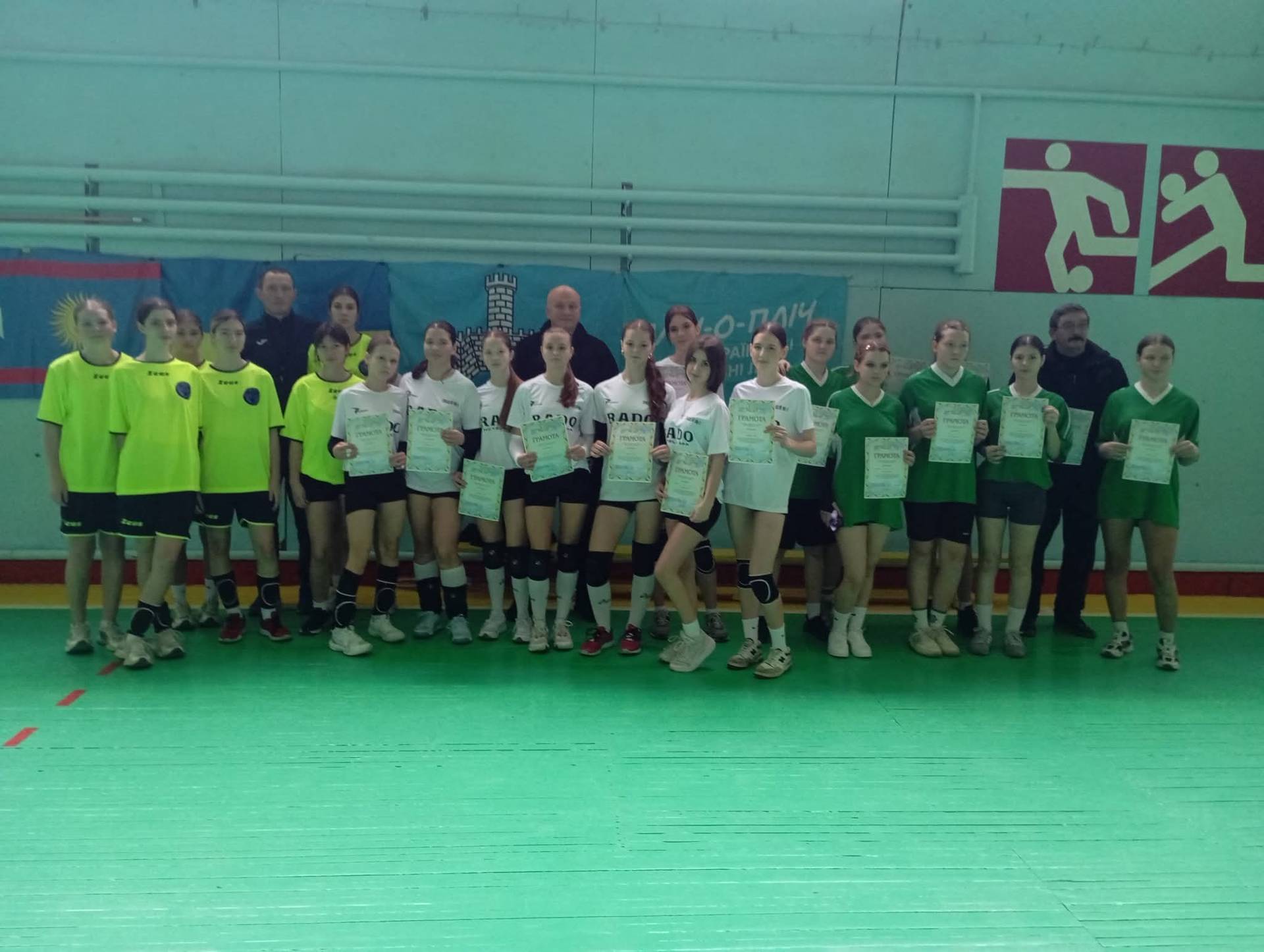 У Хмільнику відбулися волейбольні змагання серед школярок