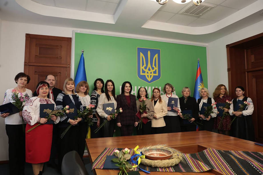 Ірина Борзова:  "Зарплати освітян зростуть, трудові права збережено"