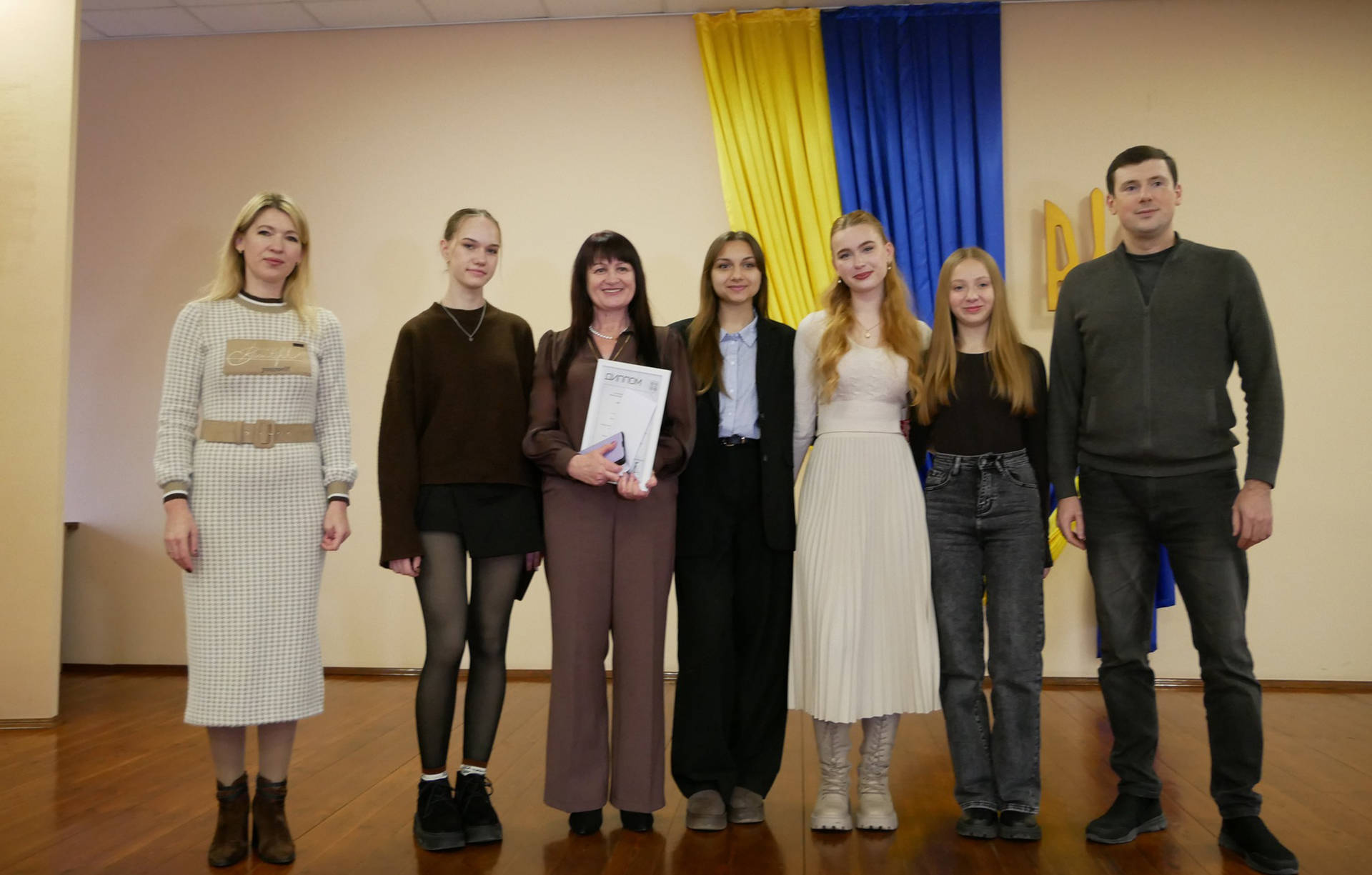 Юні хмільничани стали переможцями обласного конкурсу короткометражного кіно «Погляд у  майбутнє»