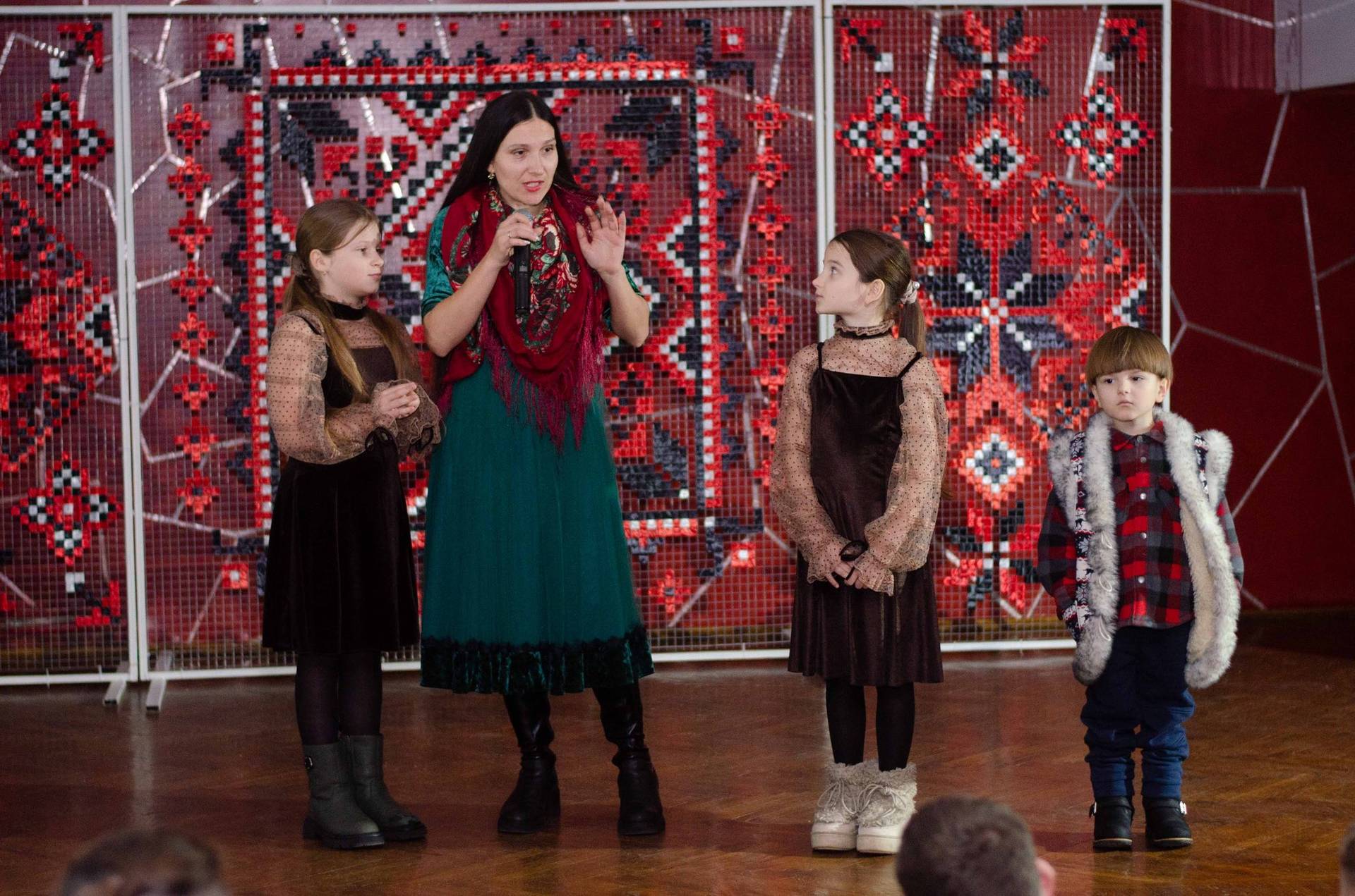 Заслужена артистка України Руслана Лоцман провела благодійний концерт у Хмільнику