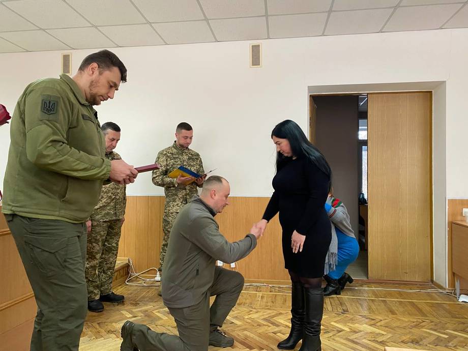 У Хмільнику вручили державні нагороди рідним загиблих захисників України