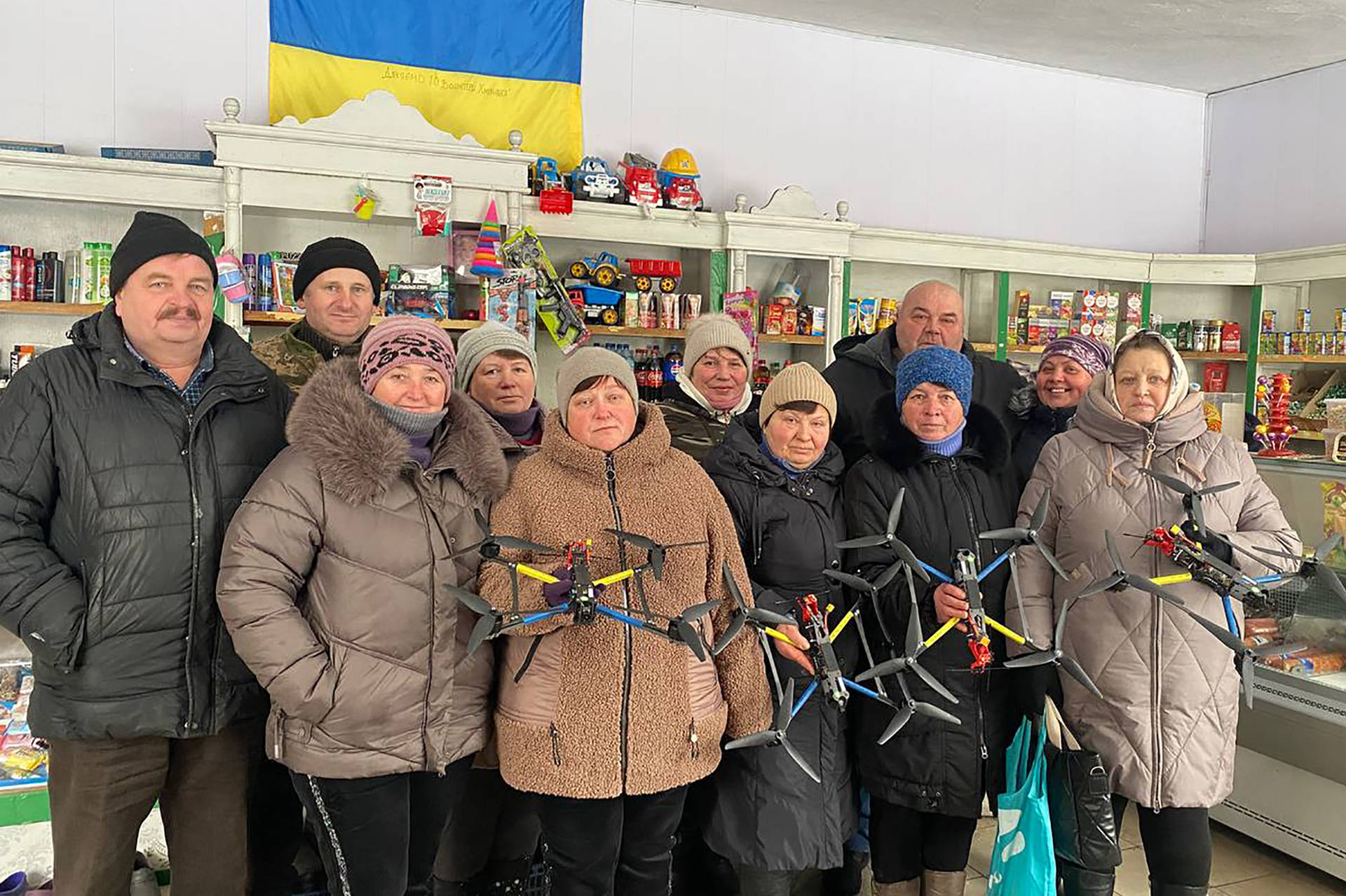 В пам'ять про своїх односельців жителі села Колибабинці передали на фронт чотири дрони