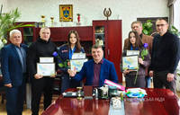 Хмільницький міський голова Микола Юрчишин вручив подяки та премії призеркам чемпіонату Європи з ММА