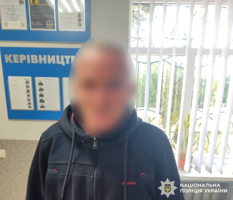 В Хмільницькому районі поліція затримала чоловіка, який підпалив магазин