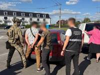 У Вінниці затримали злочинців, які за 10 тисяч доларів обіцяли допомогти військовому залишити службу