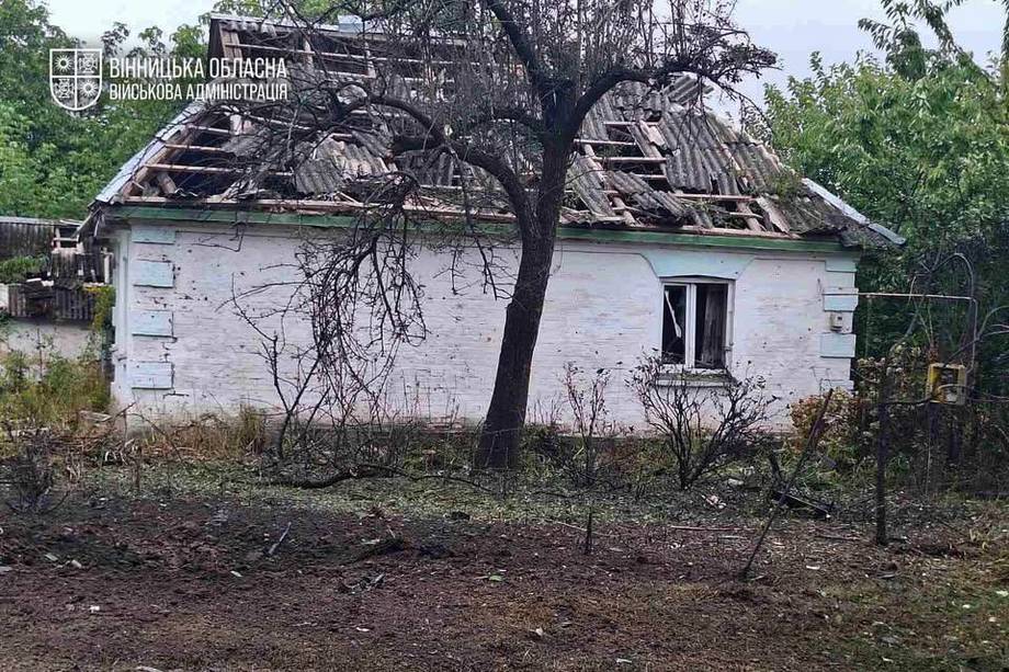 Через російську атаку на Вінниччині пошкоджено житлові будинки